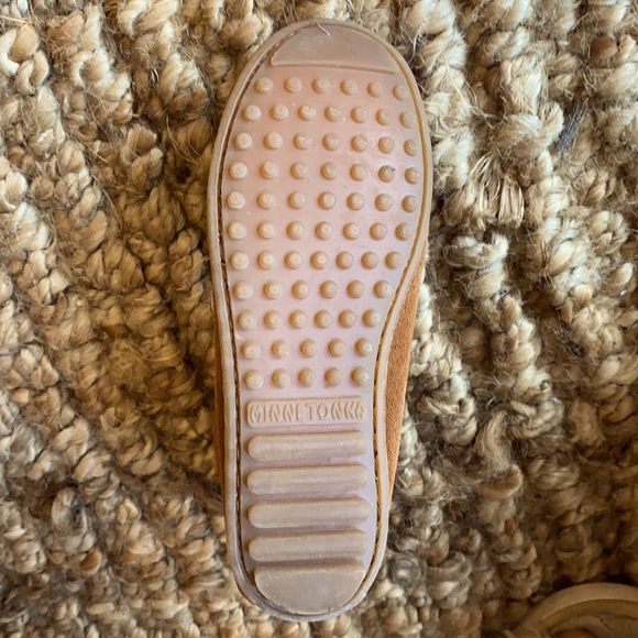 Tan Minnetonka children’s moccasins - Picture 9 of 10